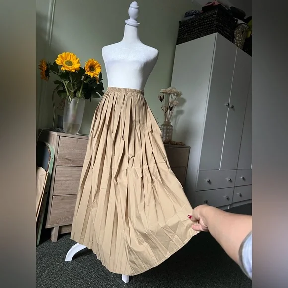 Beige Camel Tan Pleated Elastic High-Waist Modest Maxi Cotton Lightweight Skirt - Picture 11 of 16